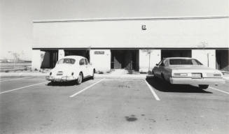 Leasing Office - 943 South 48th Street, Tempe, Arizona