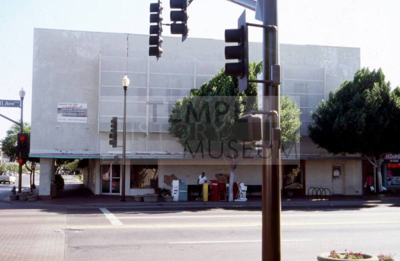 Laird Building before renovation, 501 S. Mill Ave.