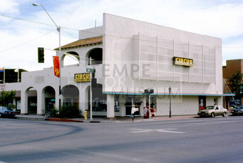 Laird Building before renovation, 501 S. Mill Ave.