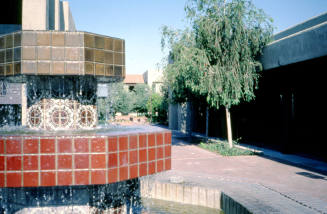 Mercado del Rio, 222 S. Mill Ave.