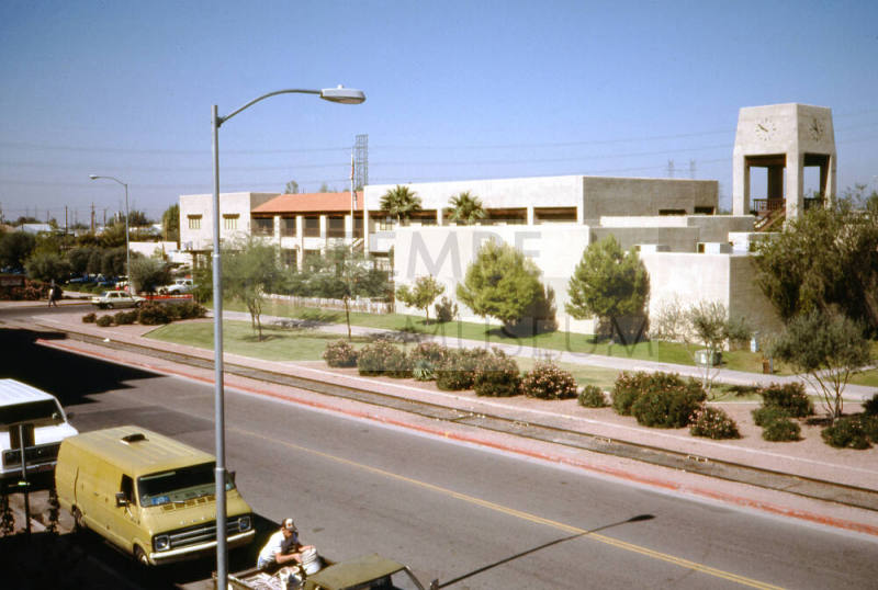 Mercado del Rio, 222 S. Mill Ave.