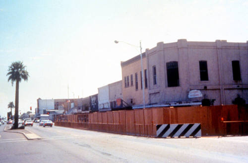 Mill Ave. Shops, 414 S. Mill Ave.