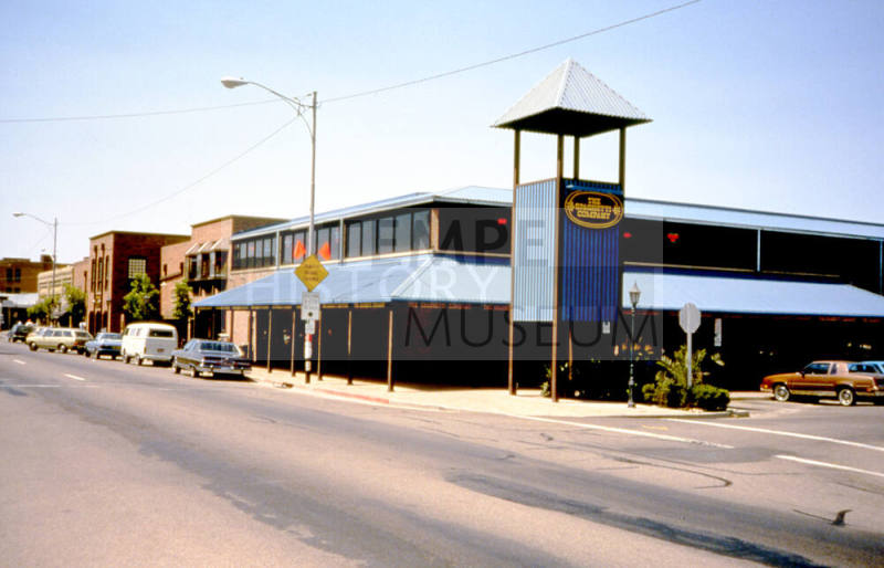 Mill Ave. Shops, 414 S. Mill Ave.