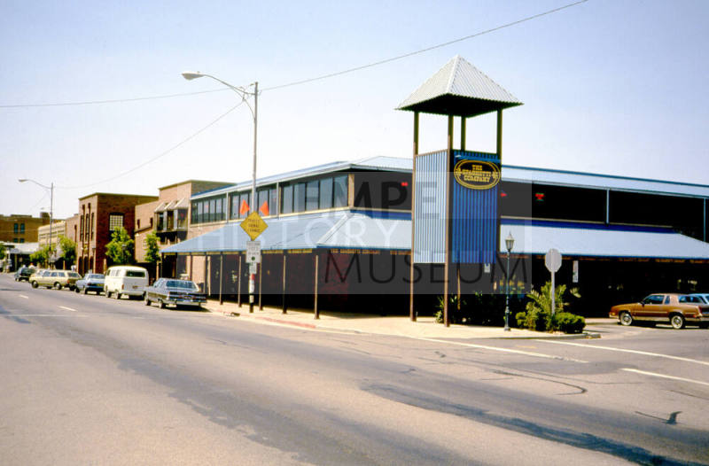 Mill Ave. Shops, 414 S. Mill Ave.