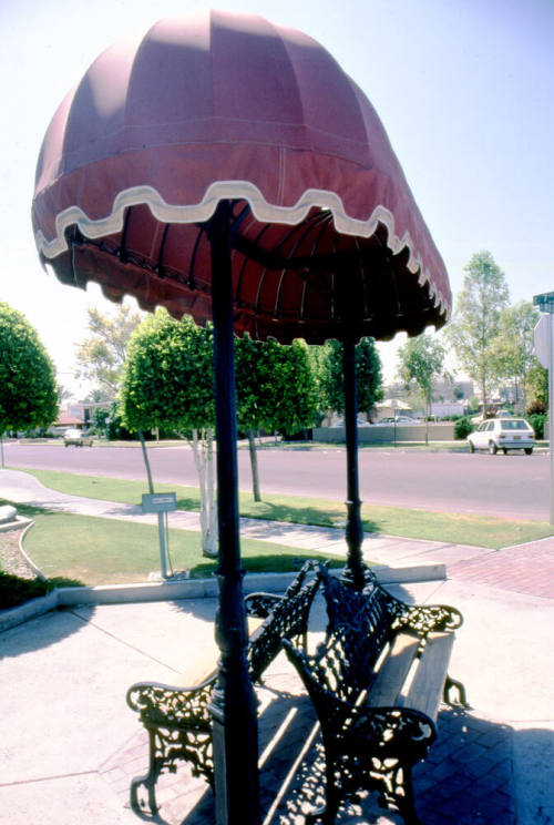 Mill Ave. Streetscape - covered seating