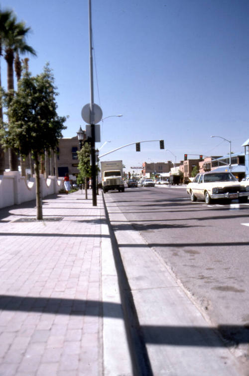 Mill Ave. Streetscape - street scene