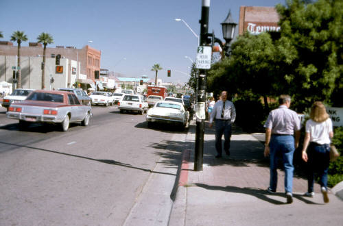 Mill Ave. Streetscape - street scene
