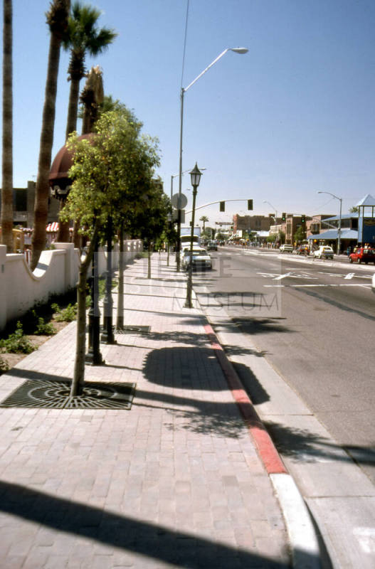 Mill Ave. Streetscape street scene
