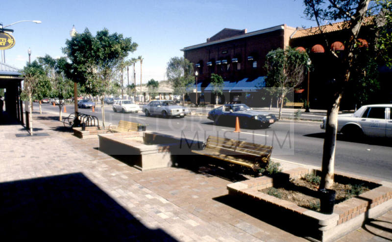 Mill Ave. Streetscape - planters