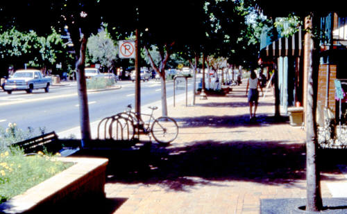 Mill Ave. Streetscape street scene