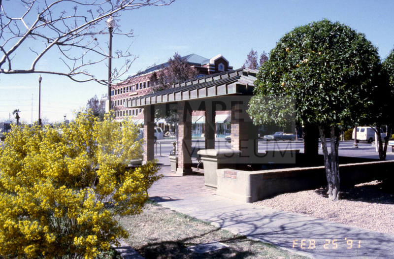 Mill Ave. Streetscape - covered bus stop