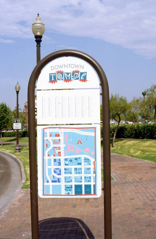 Mill Ave. Streetscape - directory sign