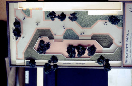 Plazita de Descanso, 511 S. Mill Ave. - model