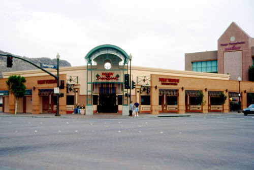 Ruby Tuesday Restaurant, 4 E. University Dr.