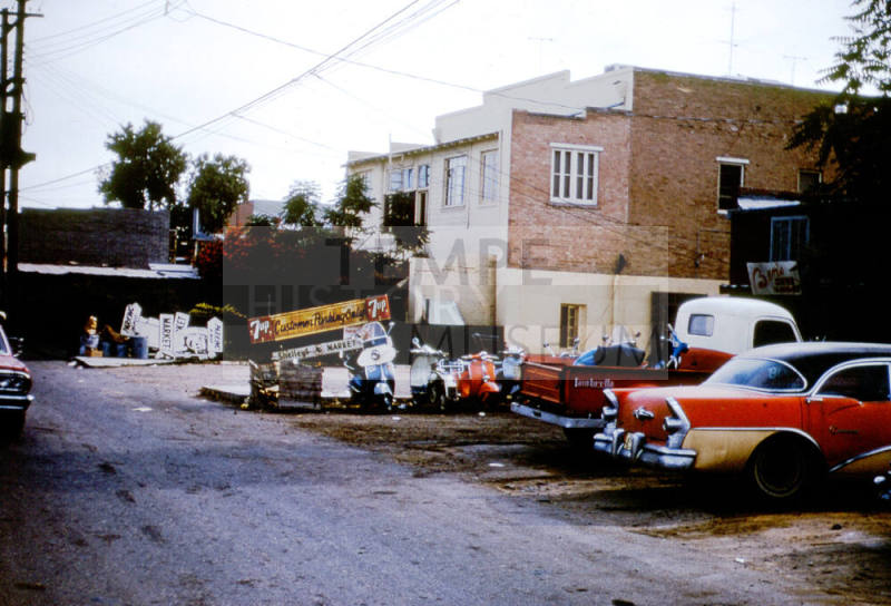 Alley at rear of 409 S. Mill Avenue