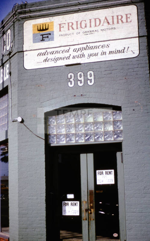 399 S. Mill Ave.