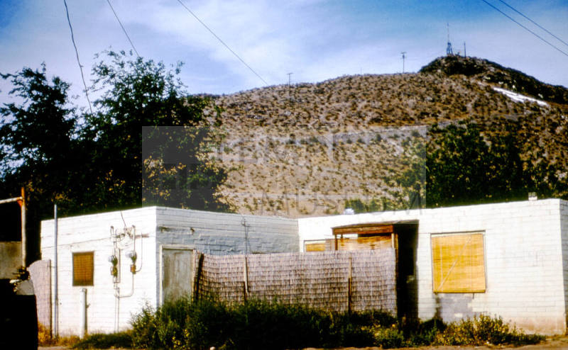 Building east of Mill Ave., unknown site address
