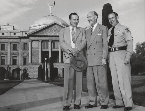 Howard Pyle and Two Unidentified Men in front of Arizona state capitol