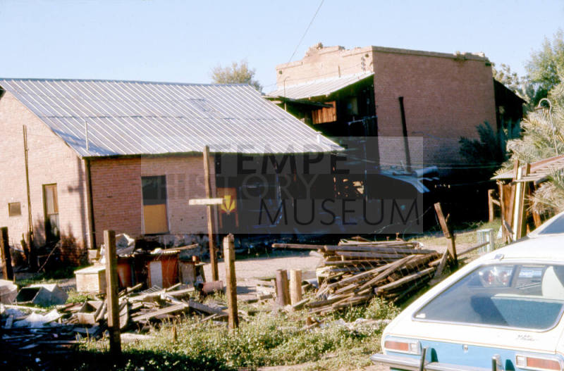 401 S. Maple Ave.
