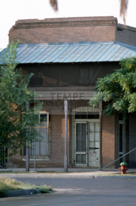 Hackett House, 401 S. Maple Ave.