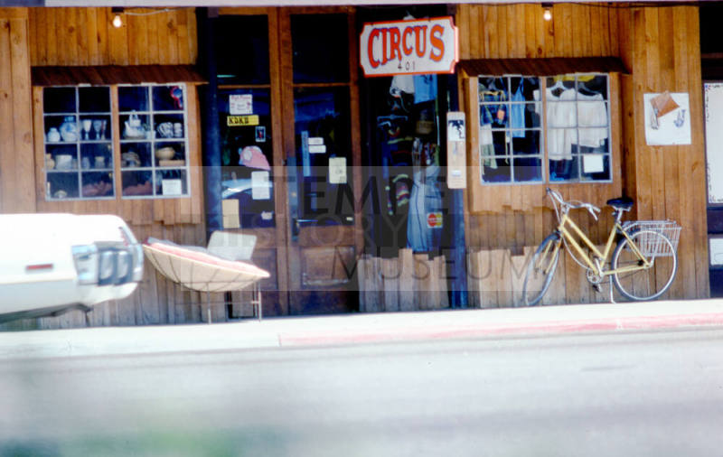 Circus, 401 S. Mill Ave.