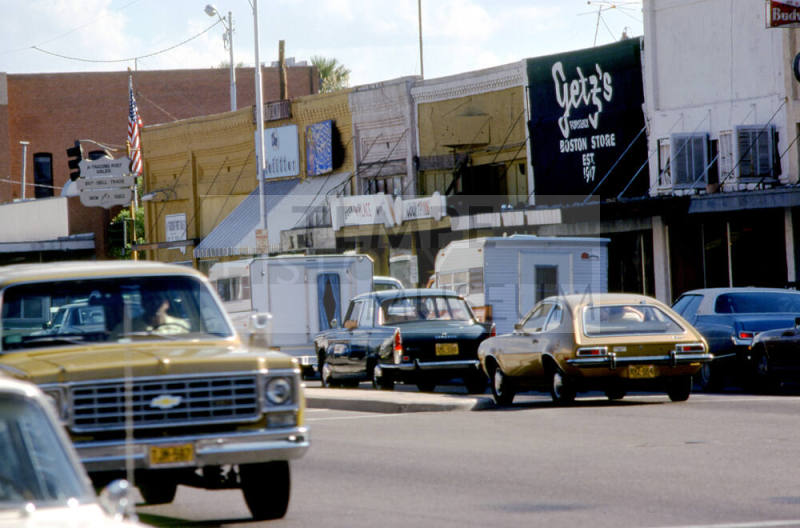 Street Scene, Mill Avenue from 4th to 5th St.