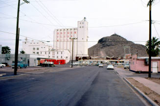 00 Block W. 2nd Street
