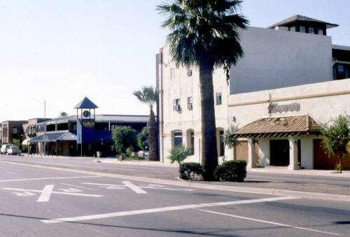 Casa Loma, 398 S. Mill Ave.