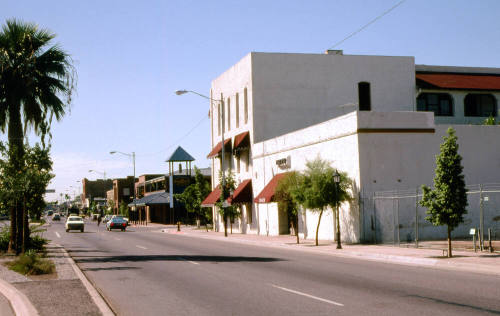 Street Scene, 389 S. Mill Ave.