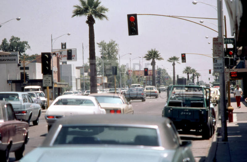 Street Scene, 501 Block S. Mill Ave. (E)