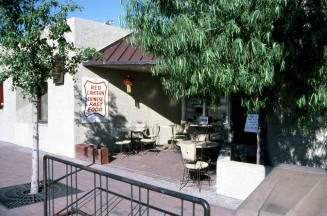 721 S. Mill Ave. Courtyard