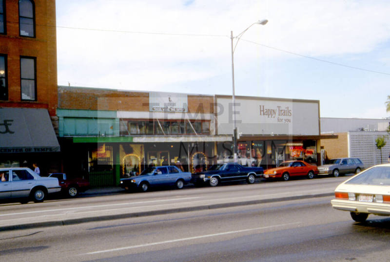 500 Block S. Mill Ave. (W)