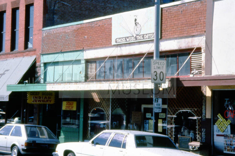 500 Block S. Mill Ave. (W)