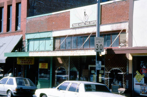 500 Block S. Mill Ave. (W)