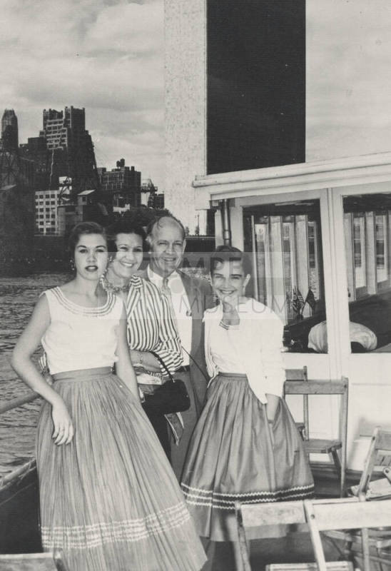 Howard, Lucile, Marylou, Virginia Pyle