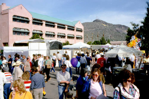 Mill Avenue Arts Fair, fall
