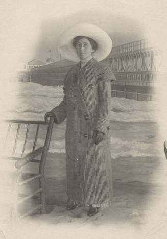 Portrait of Una Belle Decker