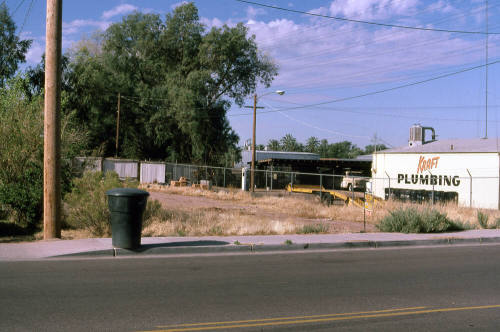 Vacant Lot, 207 W. 1st St.