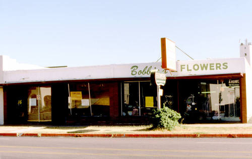 Bobbie's Flowers, 20 E. 5th St.