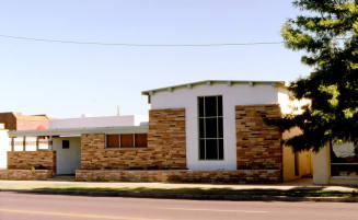 Carr Mortuary, 26 E. 5th St.