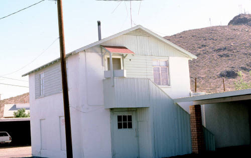 Carr Mortuary, 26 E. 5th St.