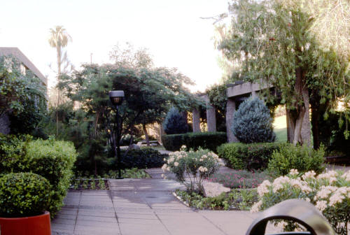 Courtyard at City Hall 31 E. 5th St.