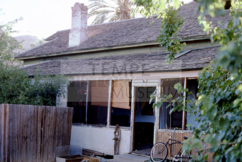 House, 202 E. 6th St.