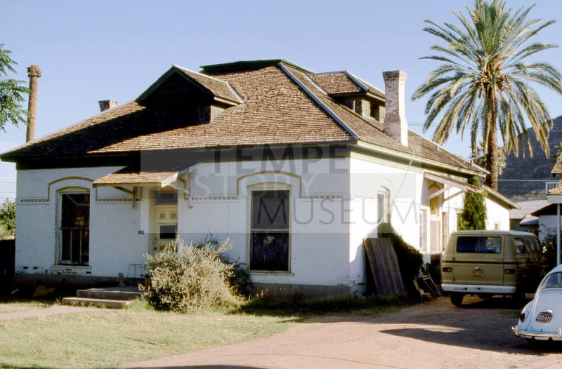 House, 202 E. 6th St.