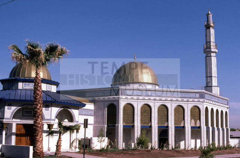 Mosque, 131 E. 6th St.