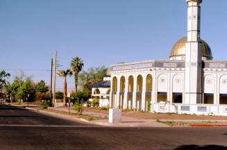 Mosque, 131 E. 6th St.