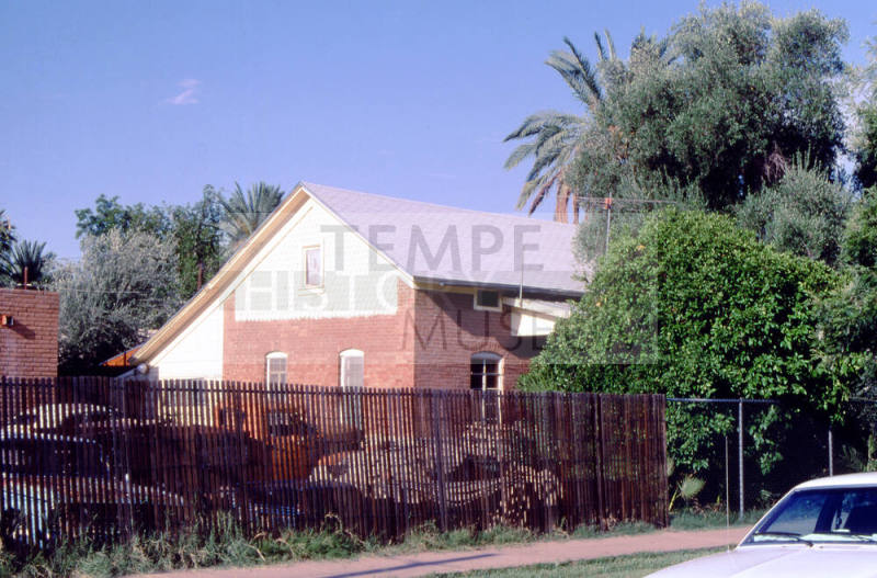 House, 109 W. 6th St.