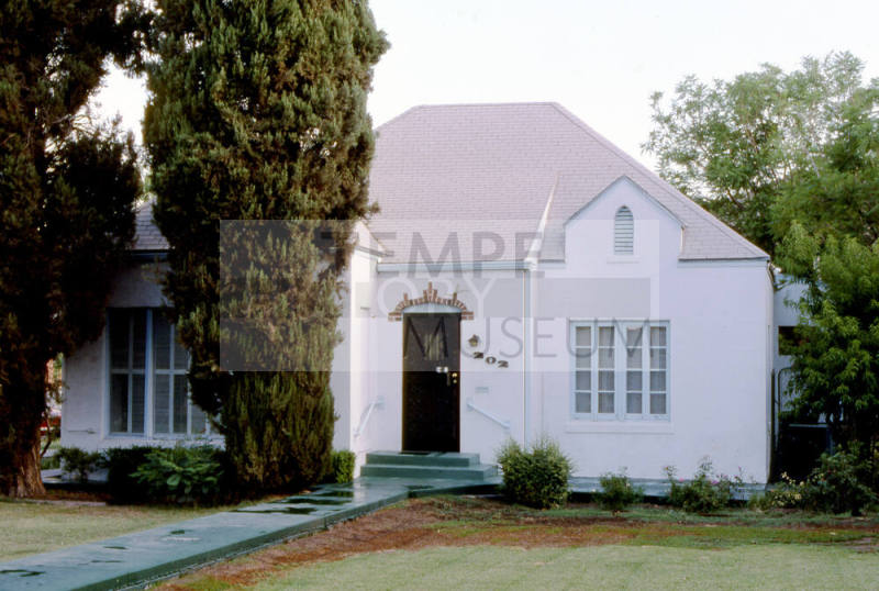 House, 202 E. 7th St.