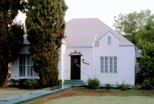 House, 202 E. 7th St.