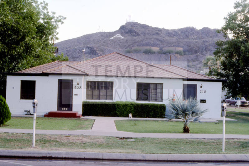 House, 208 E. 7th St.